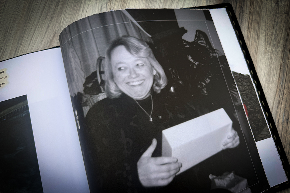 Tribute book honoring Dawn M. Roode’s mother, preserving her life story and memories.